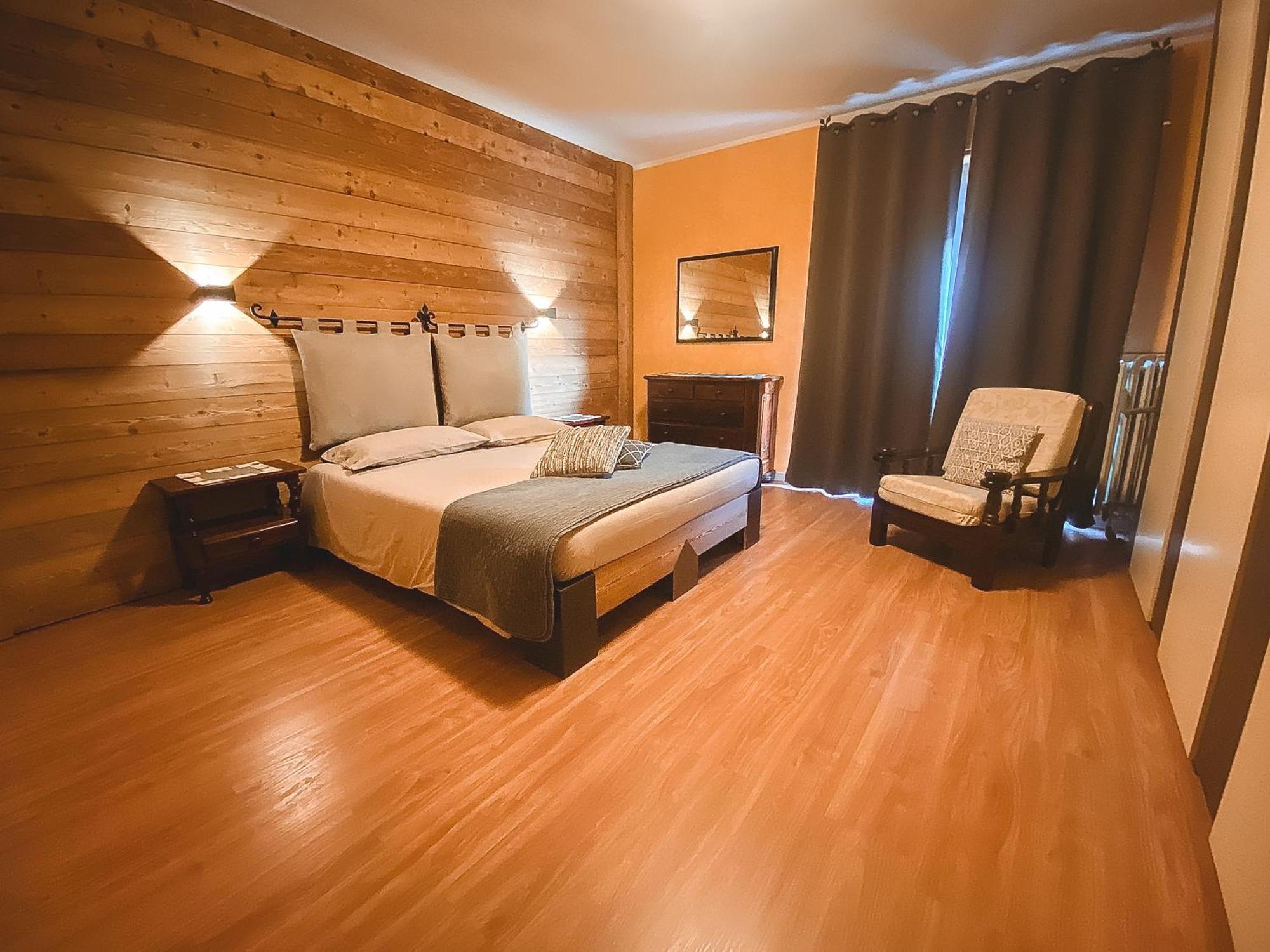 Apartment L'Envers アオスタ エクステリア 写真